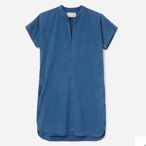 Everlane Splitneck Jean dress in light wash size 0